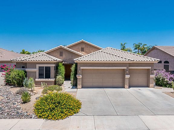 2nd image of 2250 E Indian Wells Dr