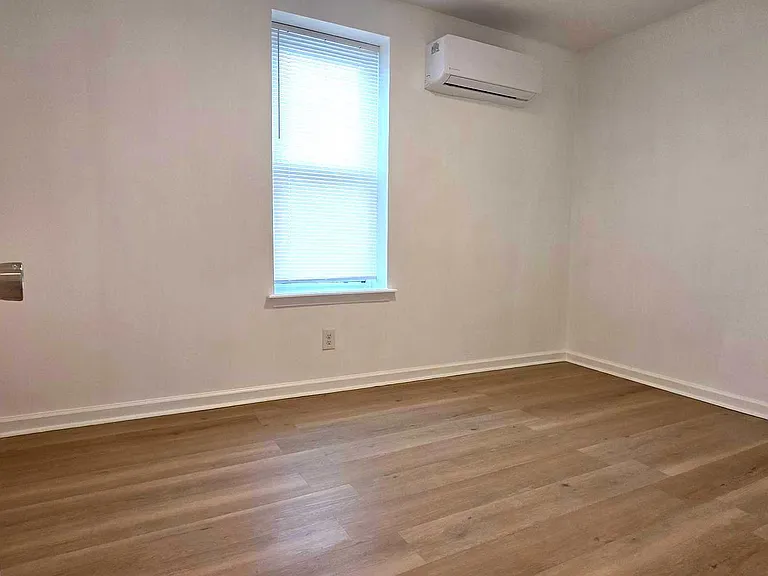 6233 Chew Ave — Photo 30