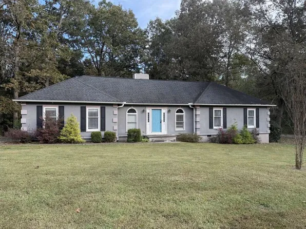 288 Hanover Cir SE, Calhoun, GA 30701