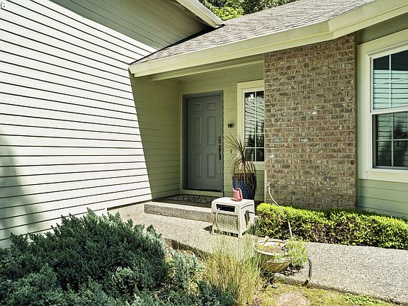 3rd image of 8020 SW Gearhart Dr