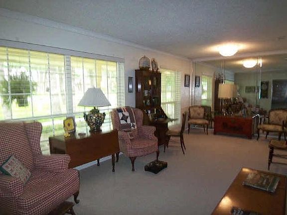 2nd image of 3410 Lynnwood Dr
