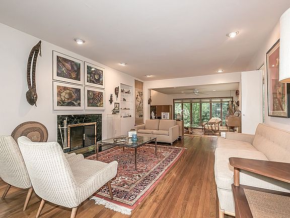 5th image of 96 Milburn Ln