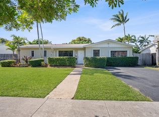 18020 SW 89th Ave, Palmetto Bay, FL 33157