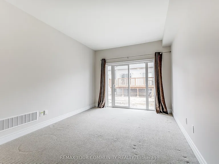 436 Viking St — Photo 7