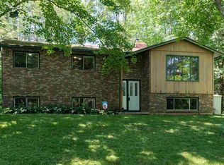 1 High Rd, Fall River, NS B2T1N4