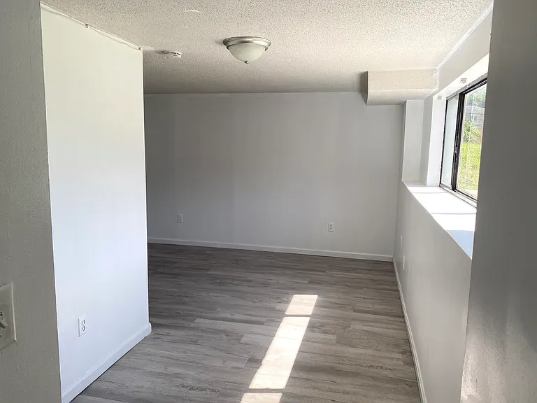 9 Jewett St #9 — Photo 12