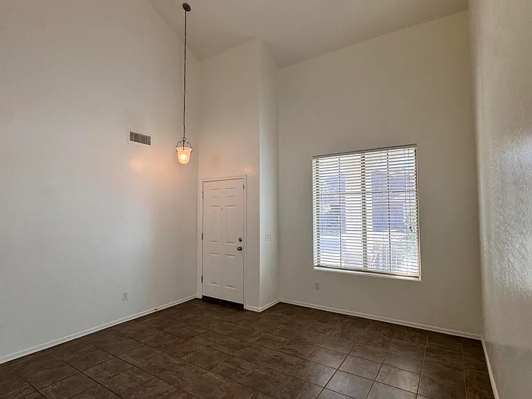 14955 N 174th Ln — Photo 6