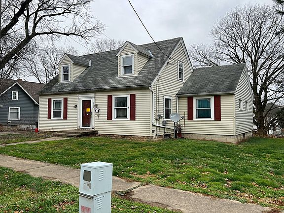 2nd image of 310 N Adams St