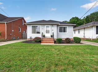 6202 Westminster Dr, Parma, OH 44129