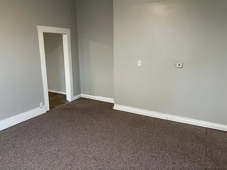 1136 Main St — Photo 19