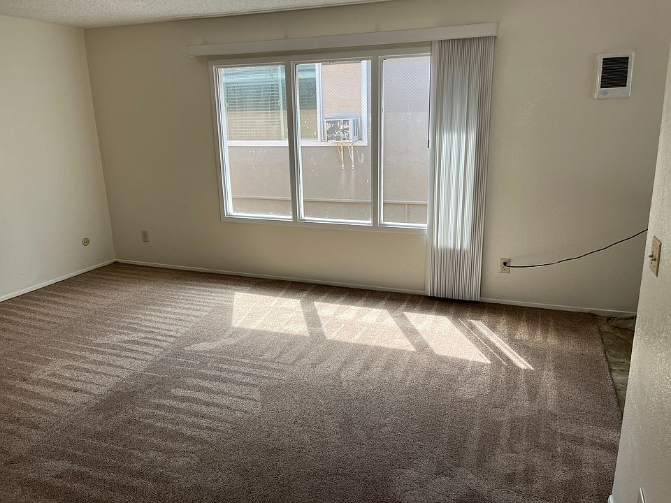 Living Room-view from the front door