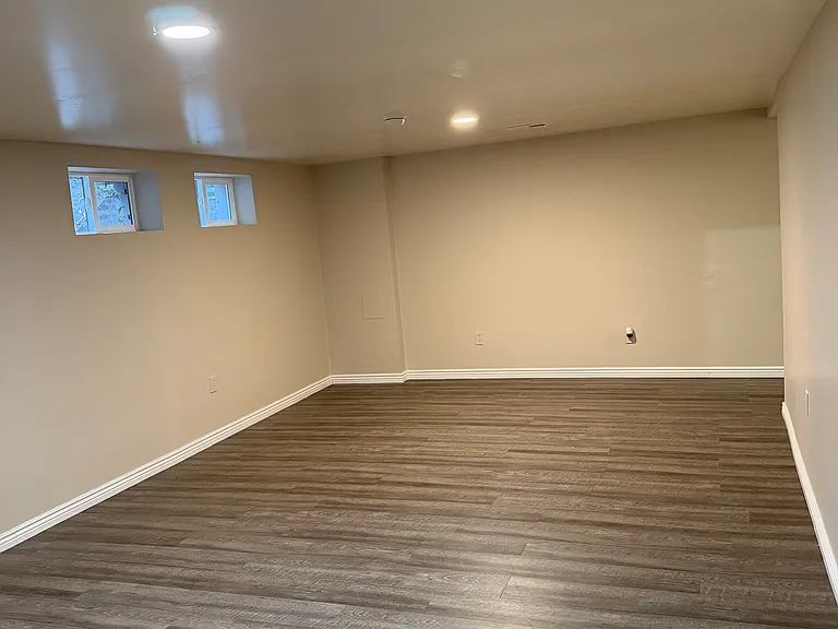 3189 Victor St — Photo 22