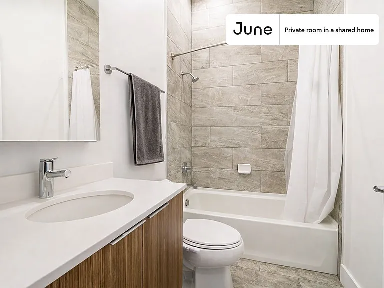 2147 P St NW #B — Photo 9