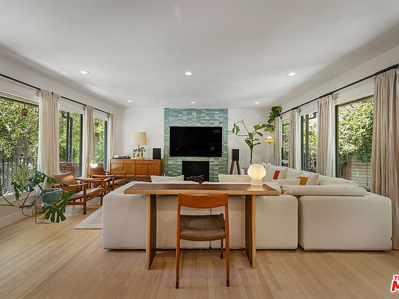 5th image of 5749 Valley Oak Dr