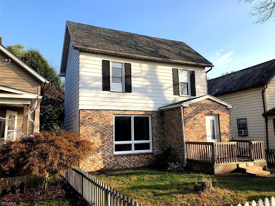 1st image of 153 Beaver Ave NE