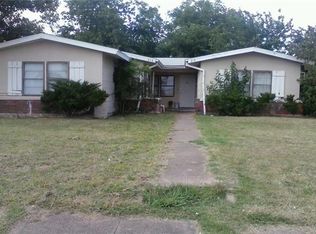 314 Dawson Cir, Grand Prairie, TX 75051