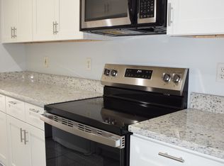 1548 Blaze Ln, Charleston, SC 29412