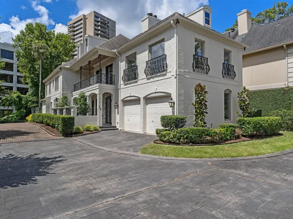 74 Briar Hollow Ln, Houston, TX 77027