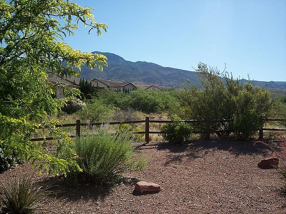 3rd image of 410 S Latigo Way