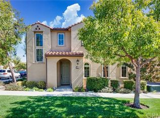 410 Golden Bear Ln, Upland, CA 91786