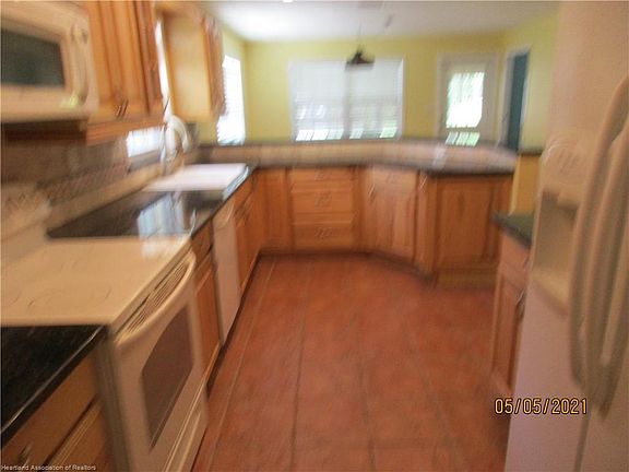 5th image of 3030 Placid View Dr