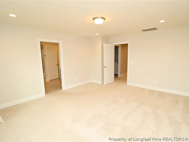 410 Boscawen Ln — Photo 23