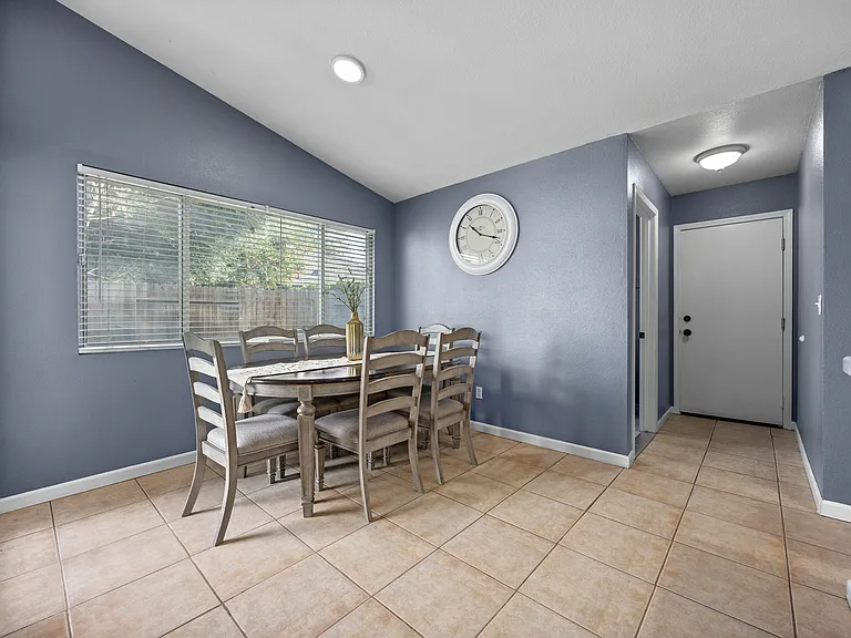 9506 Ravenrock Dr — Photo 18