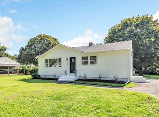 360 W Rutland Rd, Milford, CT 06461