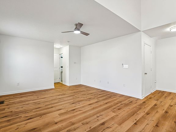 3rd image of 231 Endora St