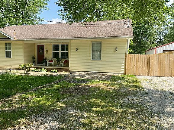 2nd image of 311 N Giddings Ave