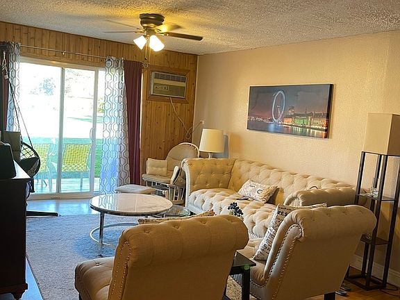 4th image of 665 Grove Dr APT 112