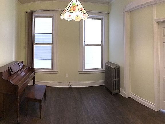 Dinning/Living Combo