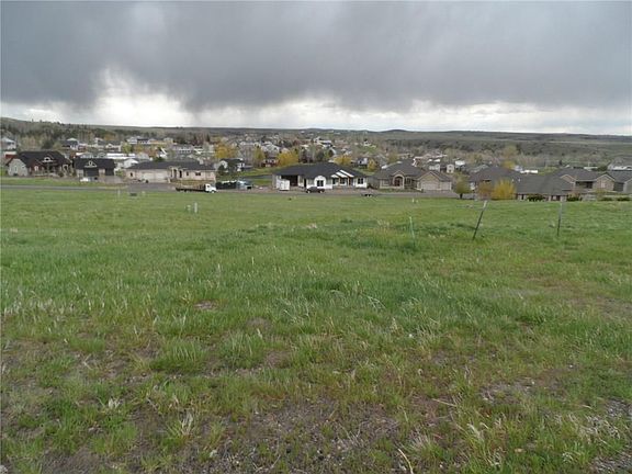 4th image of 3310 Castle Pines Dr