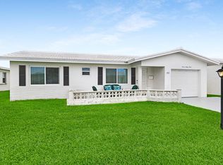 723 SW 18th Ct, Boynton Beach, FL 33426
