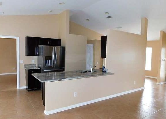 5th image of 6532 Clair Shore Dr