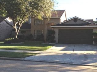 8139 Big Oak Trail Dr, Houston, TX 77040