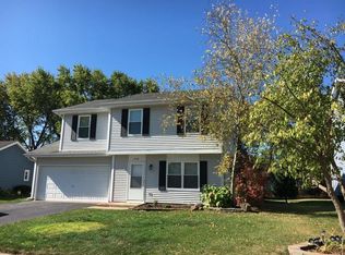 779 Springhill Cir, Naperville, IL 60563