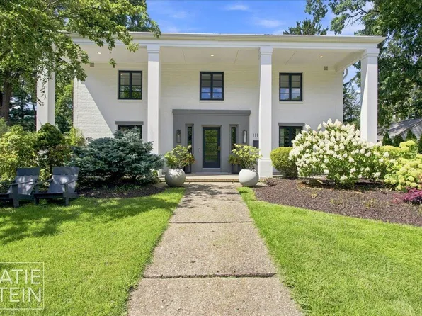 1111 Plymouth Ave SE, Grand Rapids, MI 49506