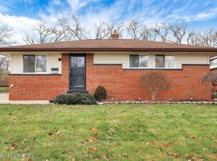 43149 Fortner Dr, Sterling Heights, MI 48313