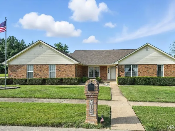 314 Briartree Ln, Saint Louis, MO 63129