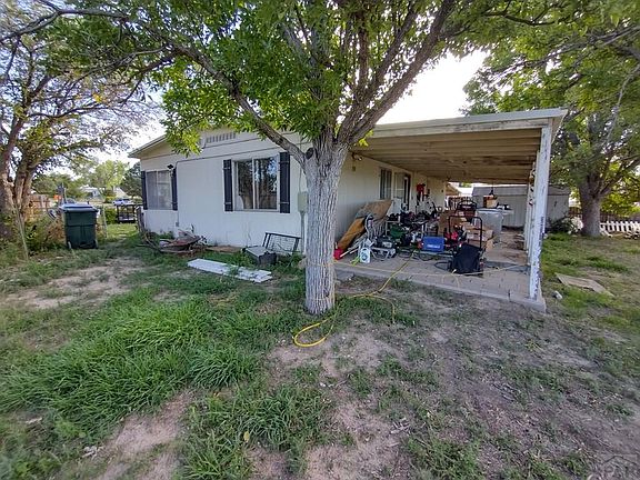 3rd image of 2885 Applewood Ct
