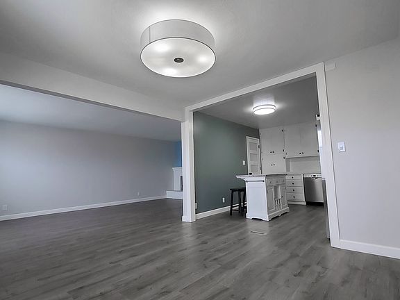 4th image of 543 Brunswick St