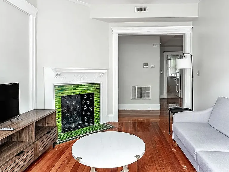10 Strathmore Rd #3 — Photo 11