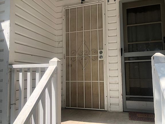 3rd image of 821 Amapola Ave #B