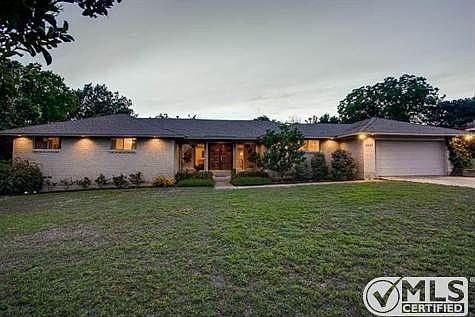 1st image of 2541 Sweetbriar Dr