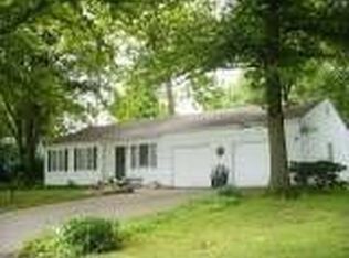 202 N Kendall Dr, Independence, MO 64056