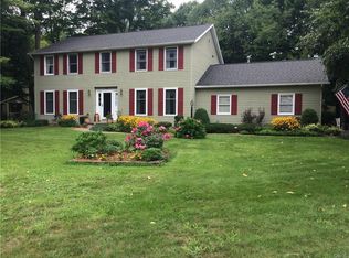 7861 Restmoor Dr, Baldwinsville, NY 13027