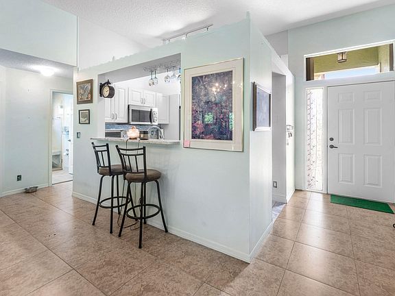3rd image of 3007 Casa Rio Court