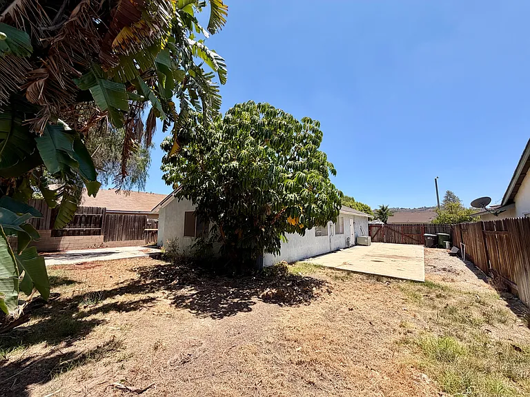 13261 E Laurelhurst Rd — Photo 14