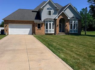 7239 Lamson Rd, Bedford, OH 44146